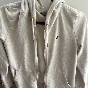TOMMY HILFIGER ZIP UP HOODIE